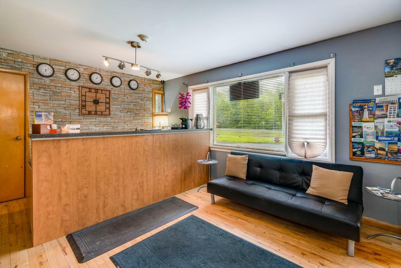 Long Sault Motel Luaran gambar