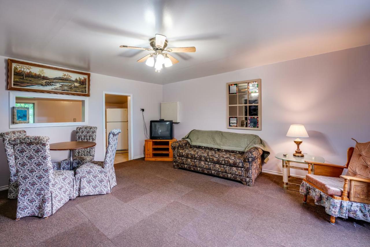 Long Sault Motel Luaran gambar